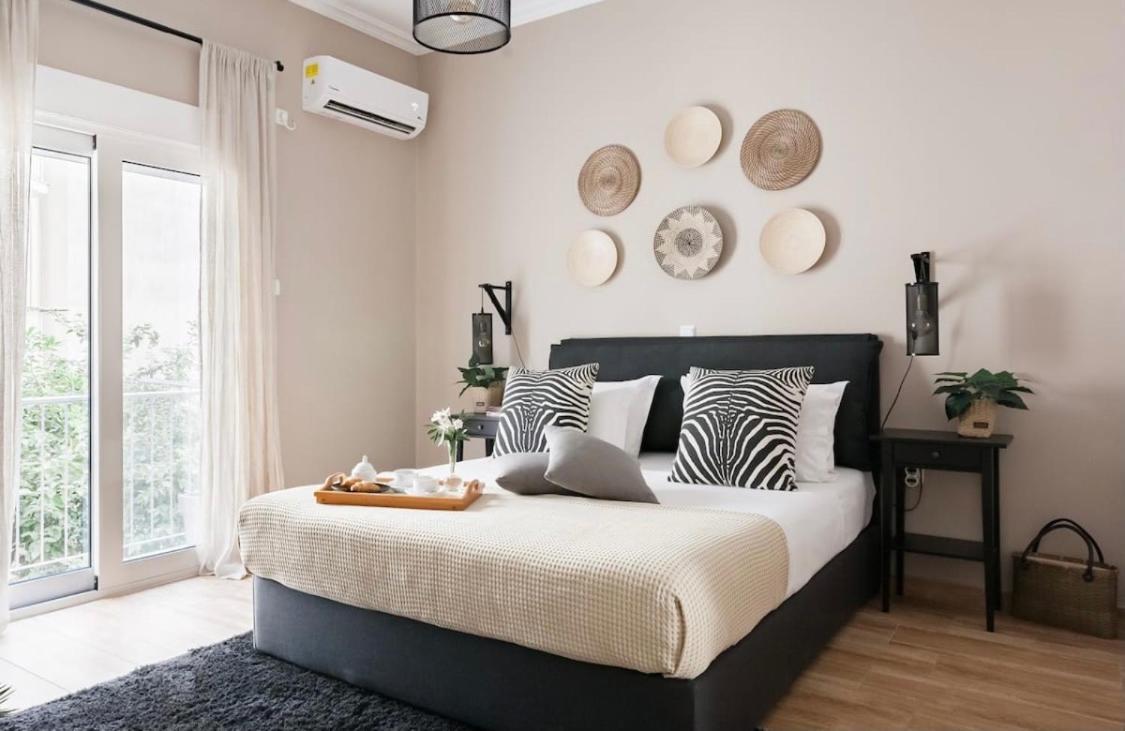 Your "Home Away From Home" - Phillopapou Hill Aten Exteriör bild