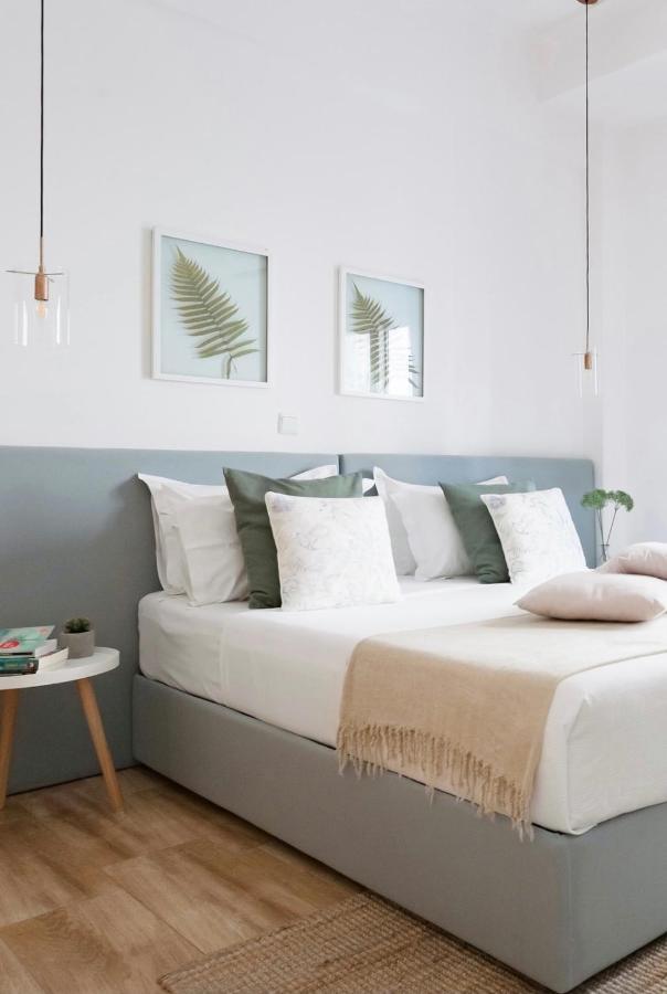 Your "Home Away From Home" - Phillopapou Hill Aten Exteriör bild